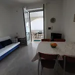 Casa Libeccio, Relax A Pochi Passi Dal Mare