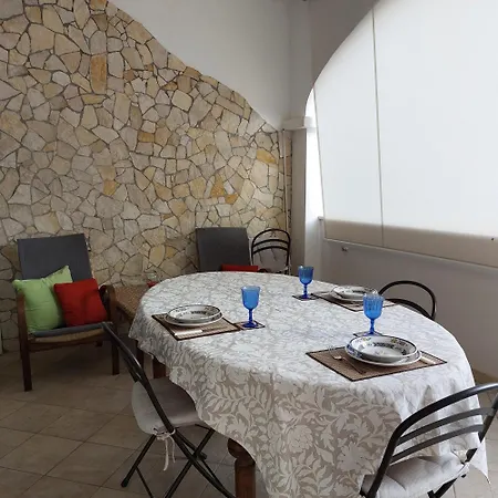 Vakantiehuis Casa Libeccio, Relax A Pochi Passi Dal Mare