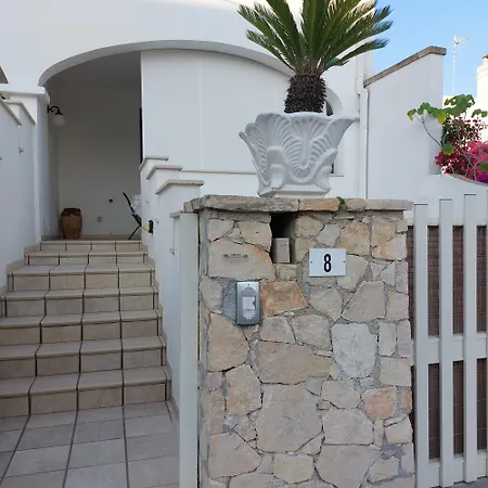 Casa vacanze Casa Libeccio, Relax A Pochi Passi Dal Mare *