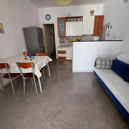 Casa vacanze Casa Libeccio, Relax A Pochi Passi Dal Mare *