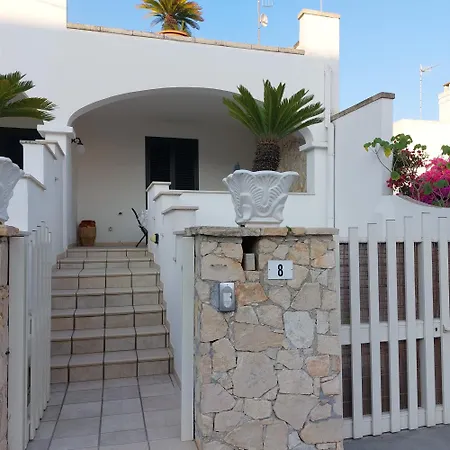 Casa Libeccio, Relax A Pochi Passi Dal Mare * Santa Cesarea Terme
