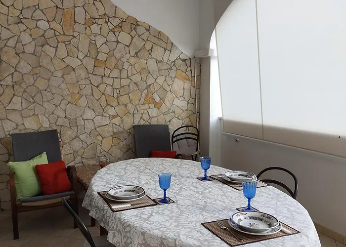 בית נופש Casa Libeccio, Relax A Pochi Passi Dal Mare סנטה צזריה טרמה